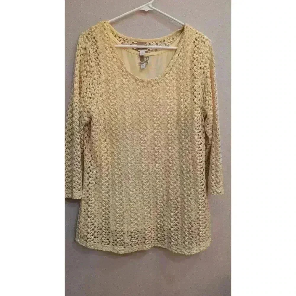 Women's Long sleeve yellow Eyelet shirt w/coordinating solid tank JM Collection